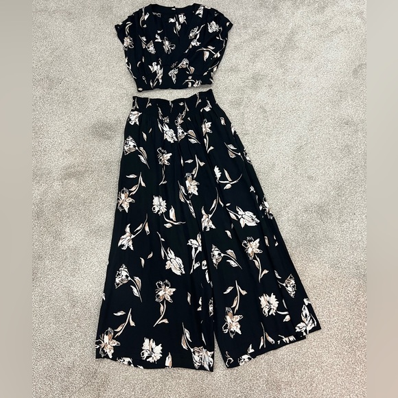 Free People Pants - FREE PEOPLE FLORAL SET